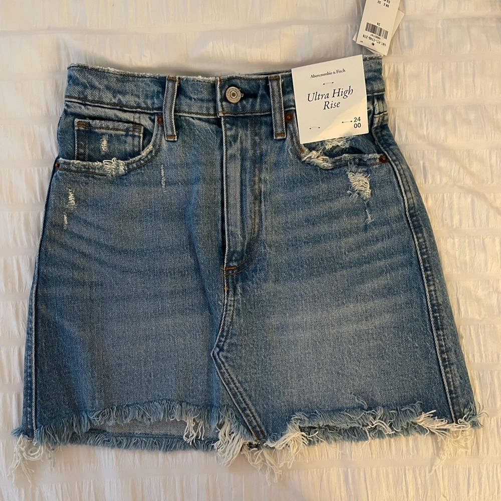 Abercrombie high rise denim skirt - Picture 1 of 3